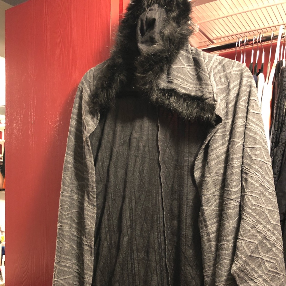 Grey patterned cardigan